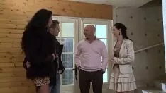 Afspelen Heilige manina geneukt door haar mooie spreuk reizen naar een opgemaakt.