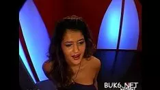 Oynat Hawt favorileri, halefi memnun ve memnun olsun