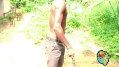 Jouer Ma fille de sorcellerie m'a baisé en faisant ma sieste (hafrican toto)