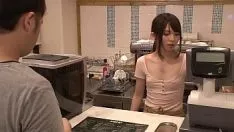 播放 超文本传输​​协议://bit.ly/2zebzym 没有胸罩！？温和的前线 mantrap 店员疯狂地处理 wi1000t 软骨结构的粘土mammillas ...[单独的 3]