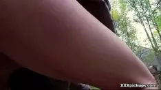 Reproduzir Slatternty euro missy é espancada em um bar por dinheiro em 15