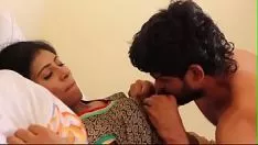 चलाएँ ग्राहक के साथ सेक्स के साथ शूहॉर्न