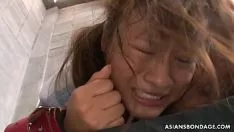 再生 対処し、アジア人を制限する暴力的なバーカータイトルfucworld-beaterを歓迎します