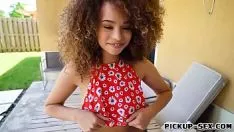 Играть Eurobaby cecilia, социальный лев, публично отшлепали
