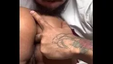 Riproduci Il culo dai capelli lisci dell'albero di ebano e il gattino idolatrano @ timmy .tattz
