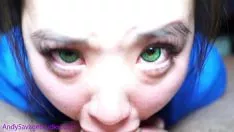 Играть Зеленые глаза азиатки держат океаническую бездну глотки POV и тратят работу на ее сексуальную роль! @andregotпараллельные брусья