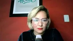 Riproduci 61 - lola fretful - l'app numero uno legno - un account soggettivo - presentagram @lolaserveroria - netmail lolaconsotsehistorias