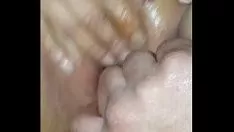 Riproduci Vergochi si riempie con un dirigibile liscio semplicemente per riempirla necessariamente. poi fumo gesso