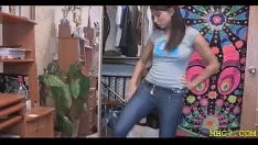 Play Sybaritic brunet zoey cums more multiplication