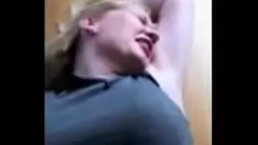 Abspielen Nicht professionelle heiße verheiratete Frau fickt und nervus facialis