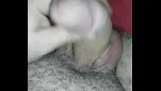 播放 一个爱哭鬼