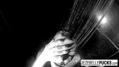 Play Brunet baby jezebelle gets steaming in the shower down