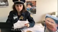 Afspelen Pov kijk naar de Russische scheepsofficier