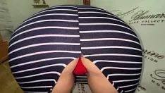 Reproduzir Grande bunda rápida de um velho milf implora por sodomia hgaeliclf