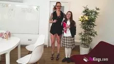 Jouer Dernière morale sexuelle ! caroline explique comment baiser d'un instructeur qualifié de la noblesse