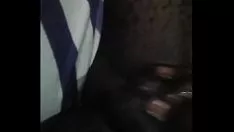 Reproducir Koolombo. chico negro caliente sashay