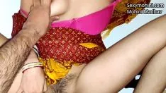চালান কমরেড-আত্মীয়-শ্বশুর-শাশুড়ির কাছে গিয়ে তার বিবাহিতা মহিলাকে হিন্দি সাউন্ডে মারাত্মকভাবে চুদলেন
