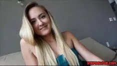 Afspelen Adolescente hete avalon-geest krijgt treadbro debone