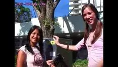Redare Lesbo distracție la o spălătorie auto