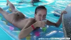 Redare Y.&acute accent;s vacation wilderness sexvideotape
