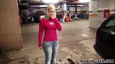 Redare Jolly neprofesionist blond eurobaby ellen futut pentru bani