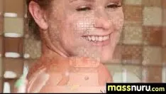 Abspielen Truelove gibt einen heißen, nicht vertrauenswürdigen Nuru-Knet 18 nach